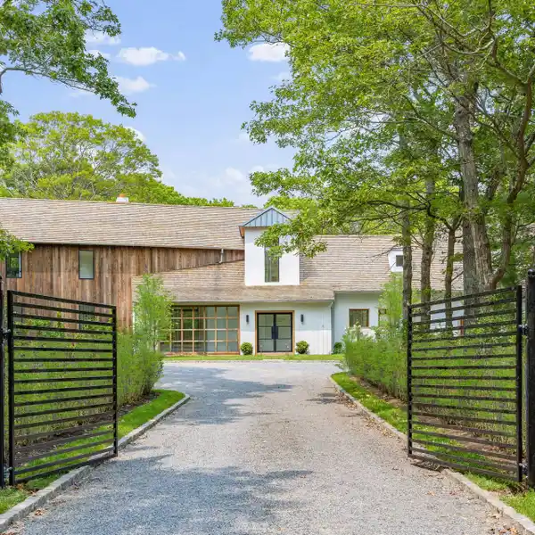 MASTERFULLY REIMAGINED RESIDENCE