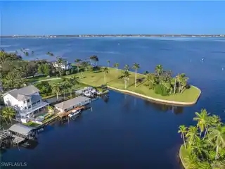 Ultimate Waterfront Retreat