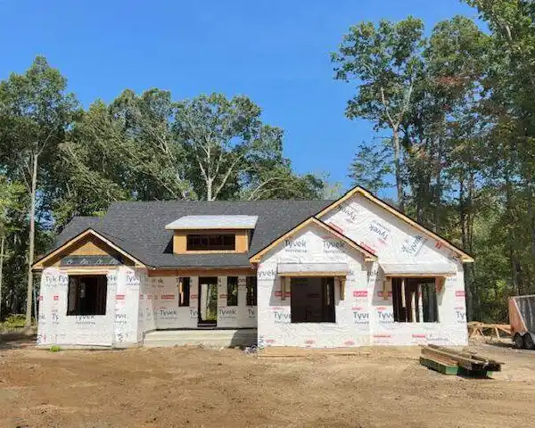 PROPOSED NEW CONSTRUCTION IN LAKESIDE