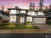 LUXURY HOME WITH BREATHTAKING VIEWS INSIDE OF THE ENCLAVE