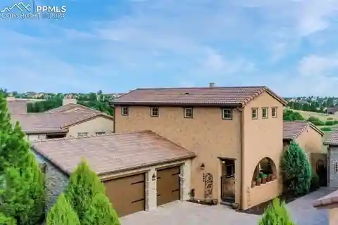 Tuscan-style Courtyard Home