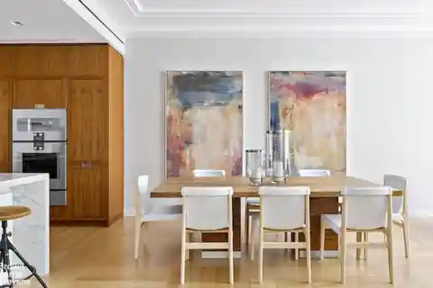 Grand Apartment in Pristine 1289 Lexington