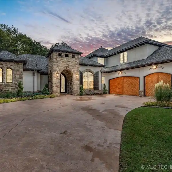 SOUTH TULSA PARADISE