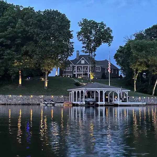CUSTOM-BUILT LAKE ANNA MASTERPIECE