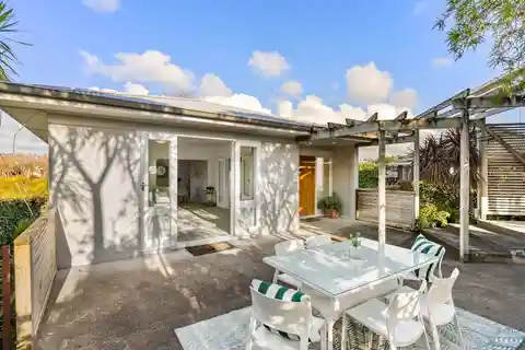 Rare Kohimarama Cul-De-Sac Gem Near Beach