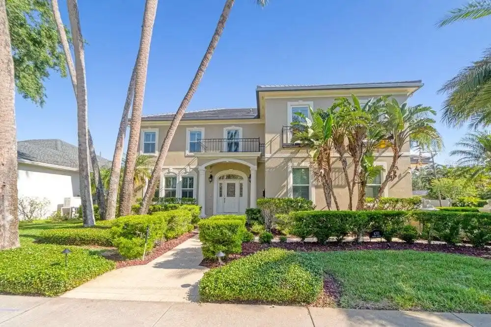 Exquisite Home in Beach Park