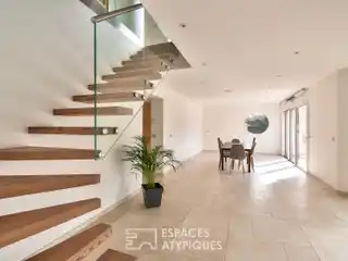 Beautiful Contemporary Home