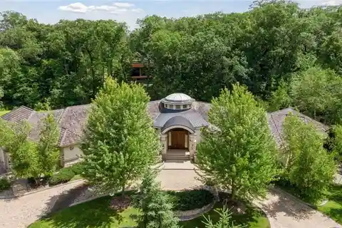 Exquisite Custom Home in Prime Minnetonka Location