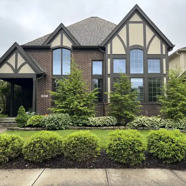 BEAUTIFUL ENGLISH TUDOR IN SOUGHT AFTER AREA
