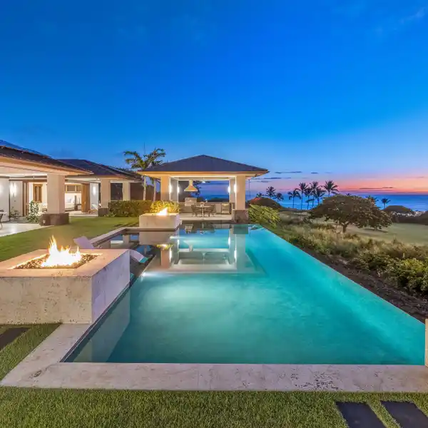 A TRULY REMARKABLE RESIDENCE IN EXCLUSIVE HOKULI‘A