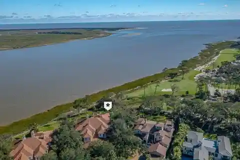 Stunning River Cottage