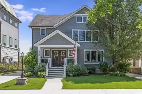 Downtown Naperville Charm with Modern Updates