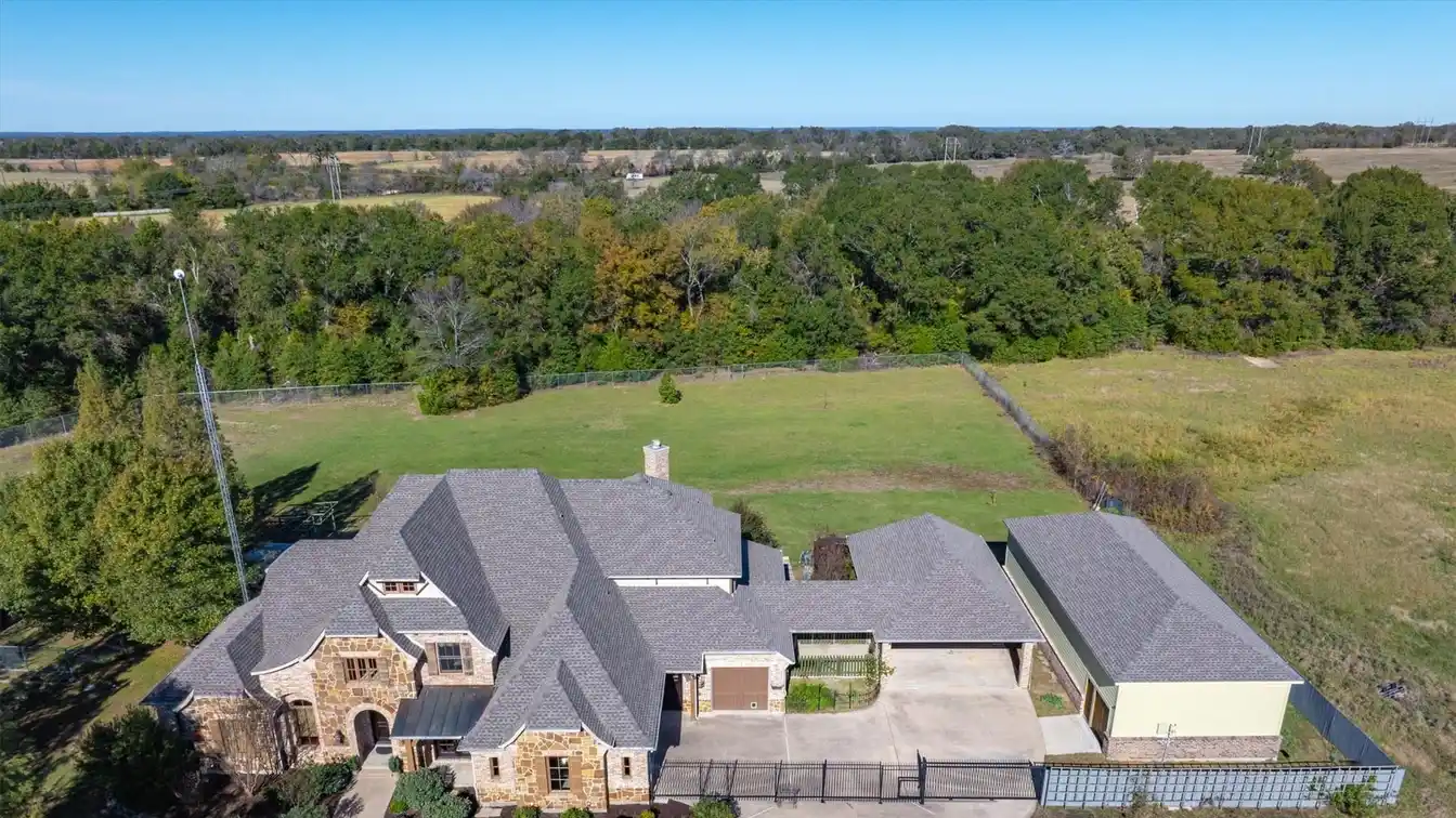 Breathtaking East Texas Estate on 30 Acres