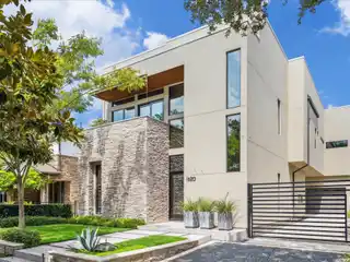 Zen-Like Home in Mandell Place