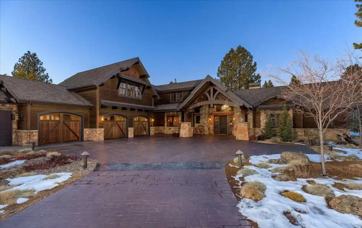 Yellowstone-inspired Retreat in the Heart of Caldera Springs