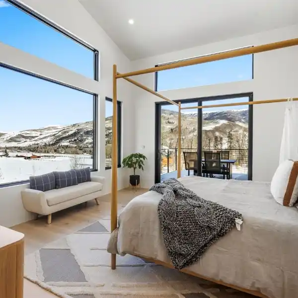THE NEW STANDARD FOR MOUNTAIN LIVING