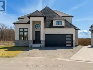 Spacious Niagara Falls Home with High-End Finishes