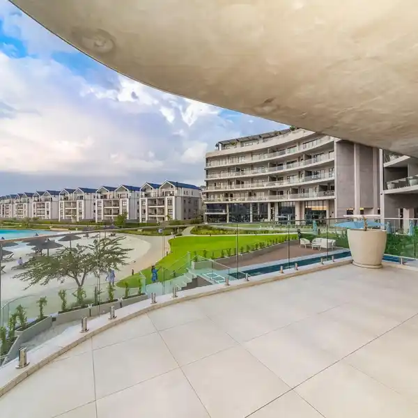 EXQUISITE FULLY-FURNISHED VILLA