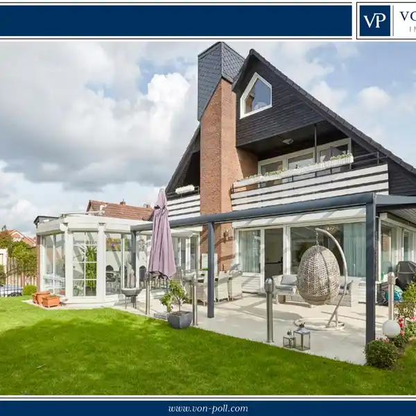 ATTRACTIVE AND VERSATILE RESIDENCE