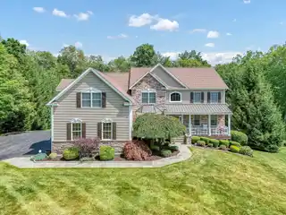 Majestic Colonial with Wine Cellar and Sauna