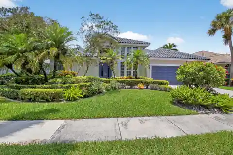 One-Story Pool Home in Prestigious La Corniche