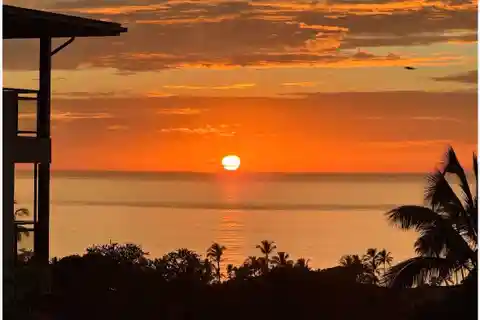 Contemporary Island Elegance with Panoramic Ocean Views