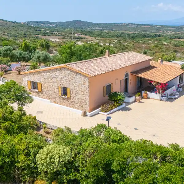 ENCHANTING RETREAT IN THE GALLURA COUNTRYSIDE