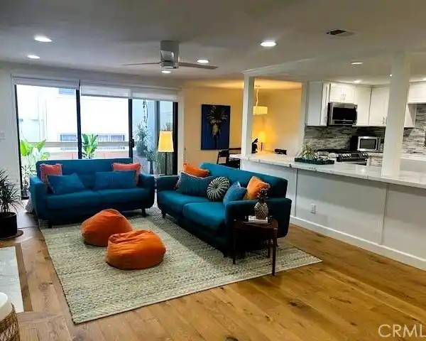 SPACIOUS COASTAL CONDO NEAR MALAGA COVE PLAZA