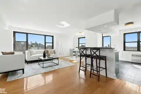 Bright and Airy Home at the Full-Service St. Mark