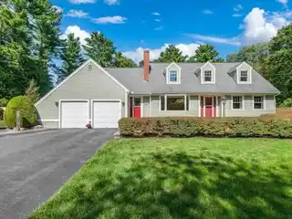 Comfort and Convenience on a Generous Lot