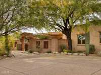 THE ULTIMATE IN LUXURY AND LOCATION