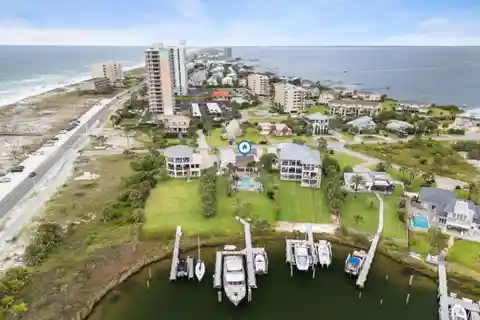 Paradise on Little Sabine Bay