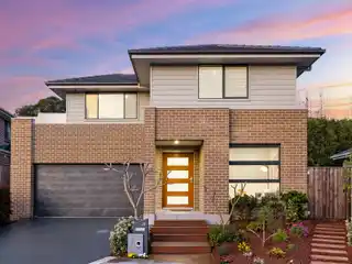 Inviting Home on a Peaceful Cul-De-Sac