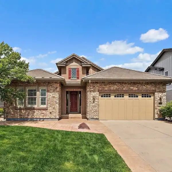 DESIGNER RANCH HOME WITH MOUNTAIN LIFESTYLE