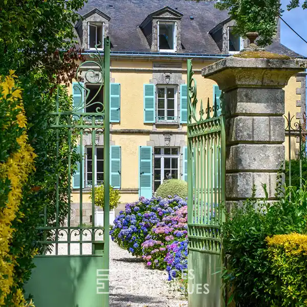 ELEGANT 19TH-CENTURY MANOR