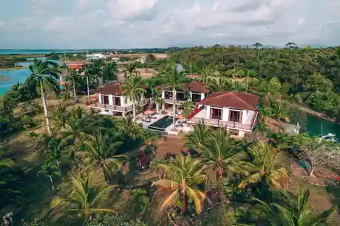 Luxury Waterfront Villa with Pool