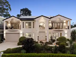 Spectacular Five Bedroom Home in North Rocks