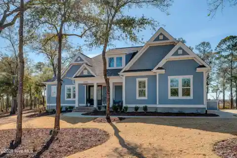 Riverfront Dream in Riverlights