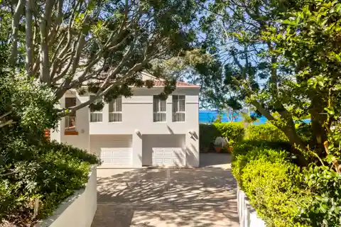 Magnificent Waterfront Residence