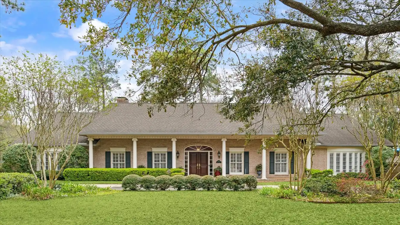 Noteworthy Home in Piney Point Village