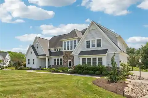 Model-Perfect Custom One-Owner Home