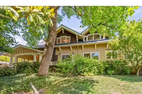 Majestic Mt. Tabor Craftsman