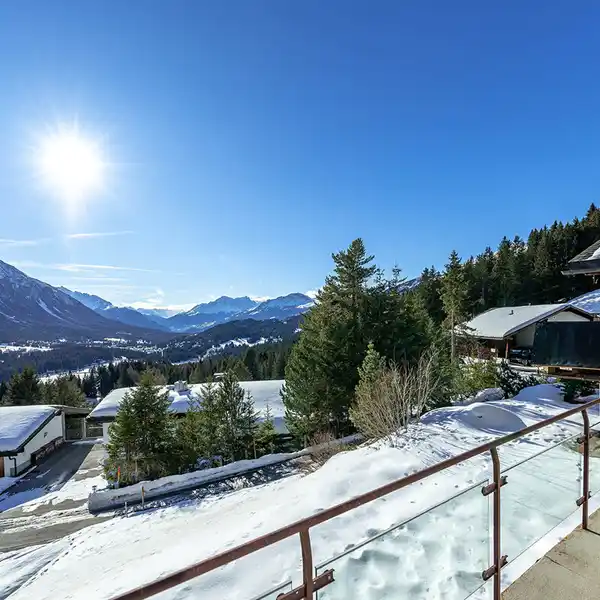 SUNNY SKI-IN/SKI-OUT LOCATION AND FABULOUS VISTAS IN VALBELLA