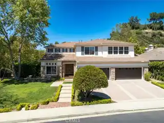 Exquisite Residence in Summit Point Estates