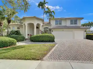 Rare Opportunity in Pembroke Isles