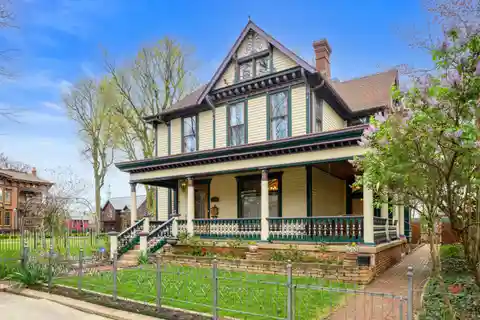 Unparalleled Grandeur in the Old Northside Historic Neighborhood