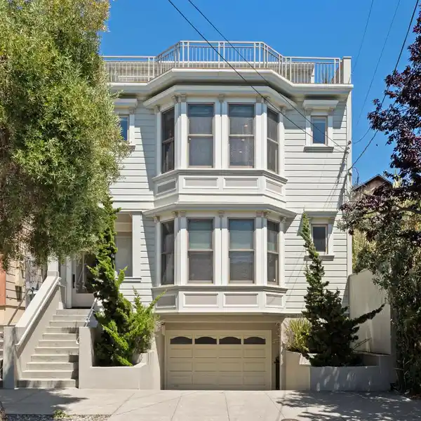 EXCEPTIONAL HOUSE-LIKE CONDO IN THE MISSION DISTRICT