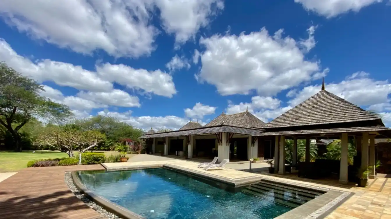 Magnificent Property on a Well-established Golf Estate