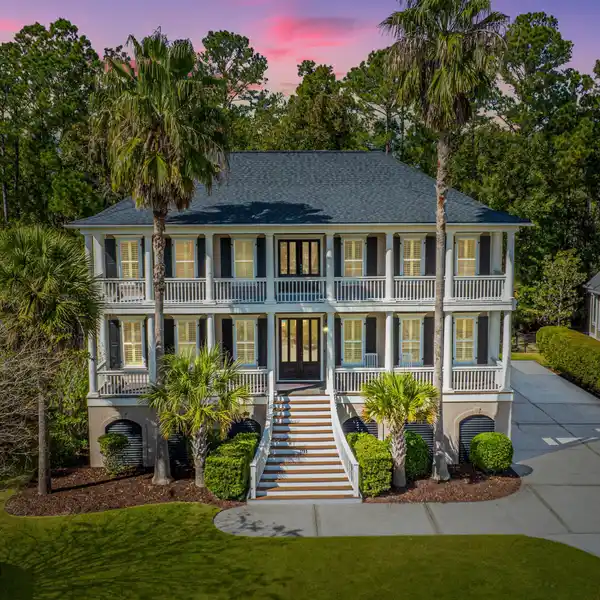 STUNNING LOW COUNTRY ELEVATED HOME