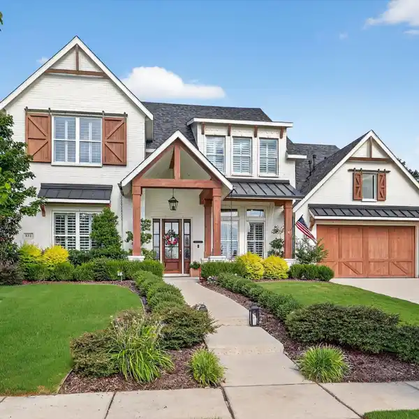 IMPECCABLY DESIGNED AND INVITING HOME
